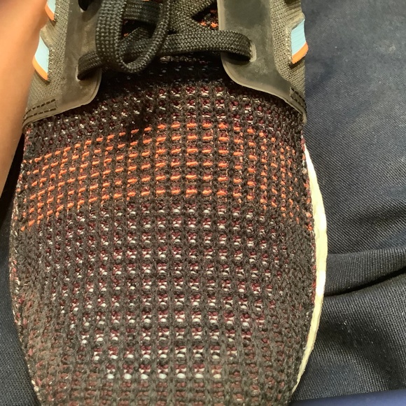 Ultra Boost - Picture 4 of 6